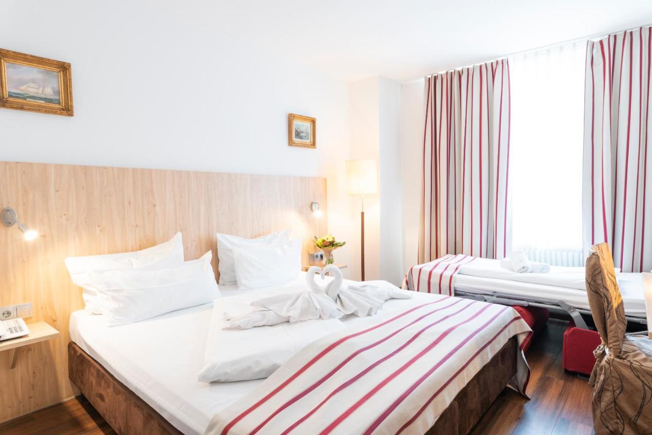 Hotel Astoria Stuttgart City Exterior foto